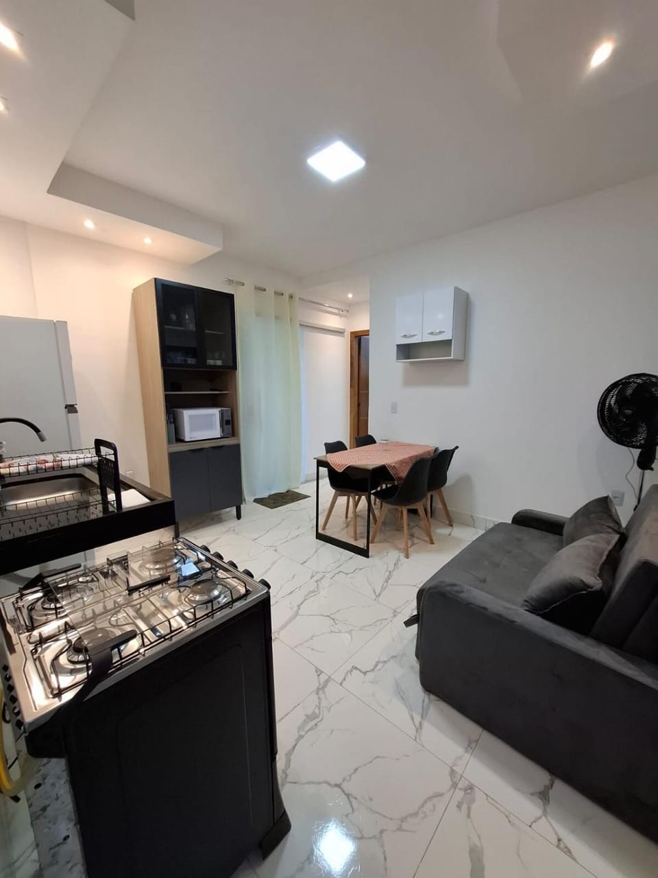 Kitchen or kitchenette, Seating area, Dining area