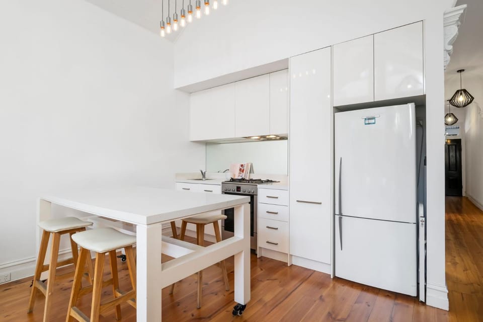 Portside by Property Mums House in Melbourne