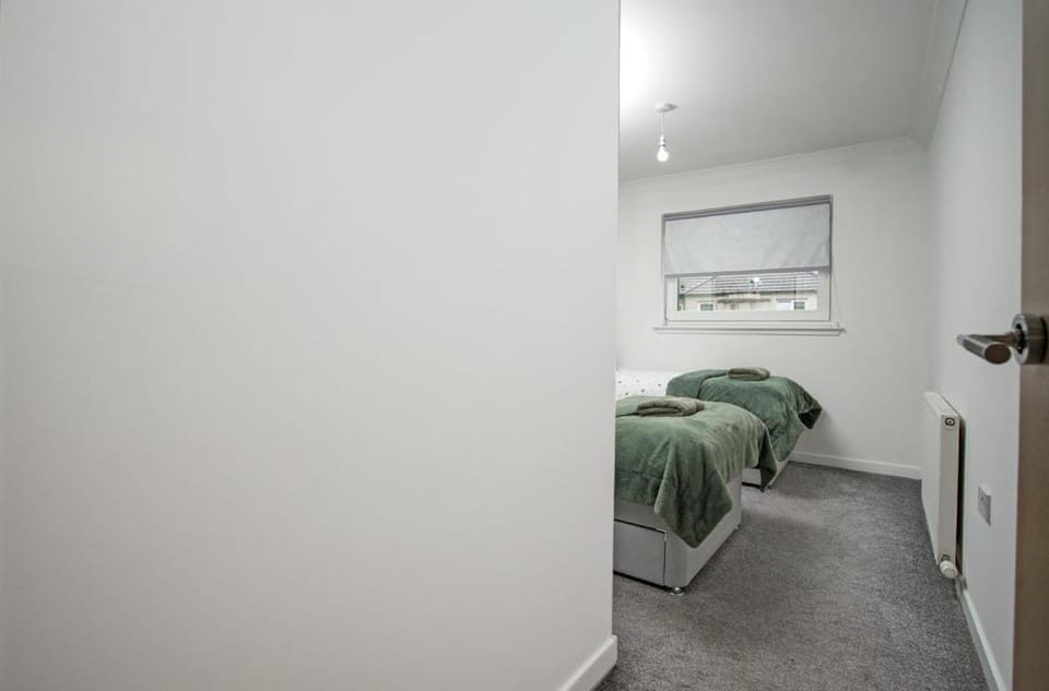 2BR Flat Free Parking Near Hampden and O2 Academy Apartment in Glasgow