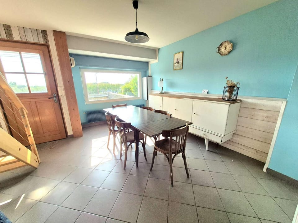Maison à 1km de la plage, terrasse, cheminée, jeux - FR-1-675-53 Villa in Wimereux
