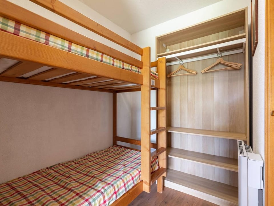 Studio cosy pour 4 près des pistes à Peyragudes - FR-1-695-76 Apartment in Occitanie