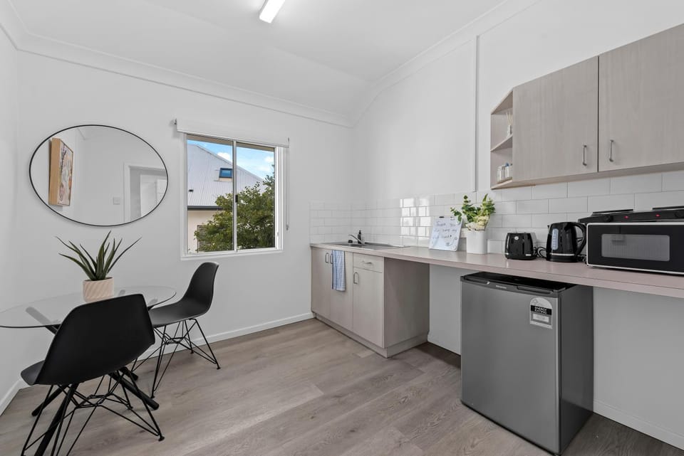 Modern City Centre Studio - Short walk to Hospital Apartment in Brisbane City