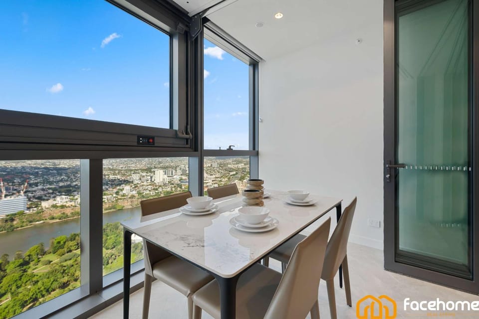 Modern Riverview Haven 1-Bedroom Getaway Apartment in Brisbane City