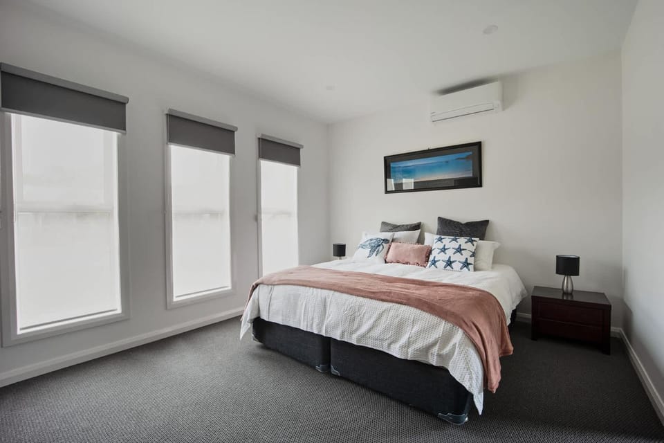 3-min Walk to Beach Hot Spring Winery Retreat House in Melbourne
