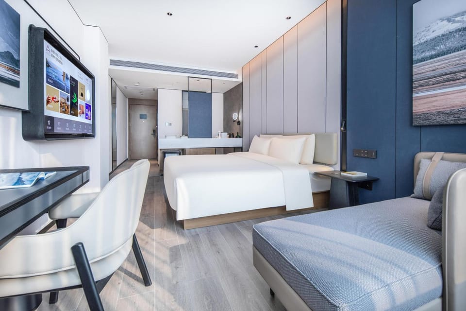 Atour Hotel Qingdao May Fourth Square, South Fuzhou Road Hotel in Qingdao