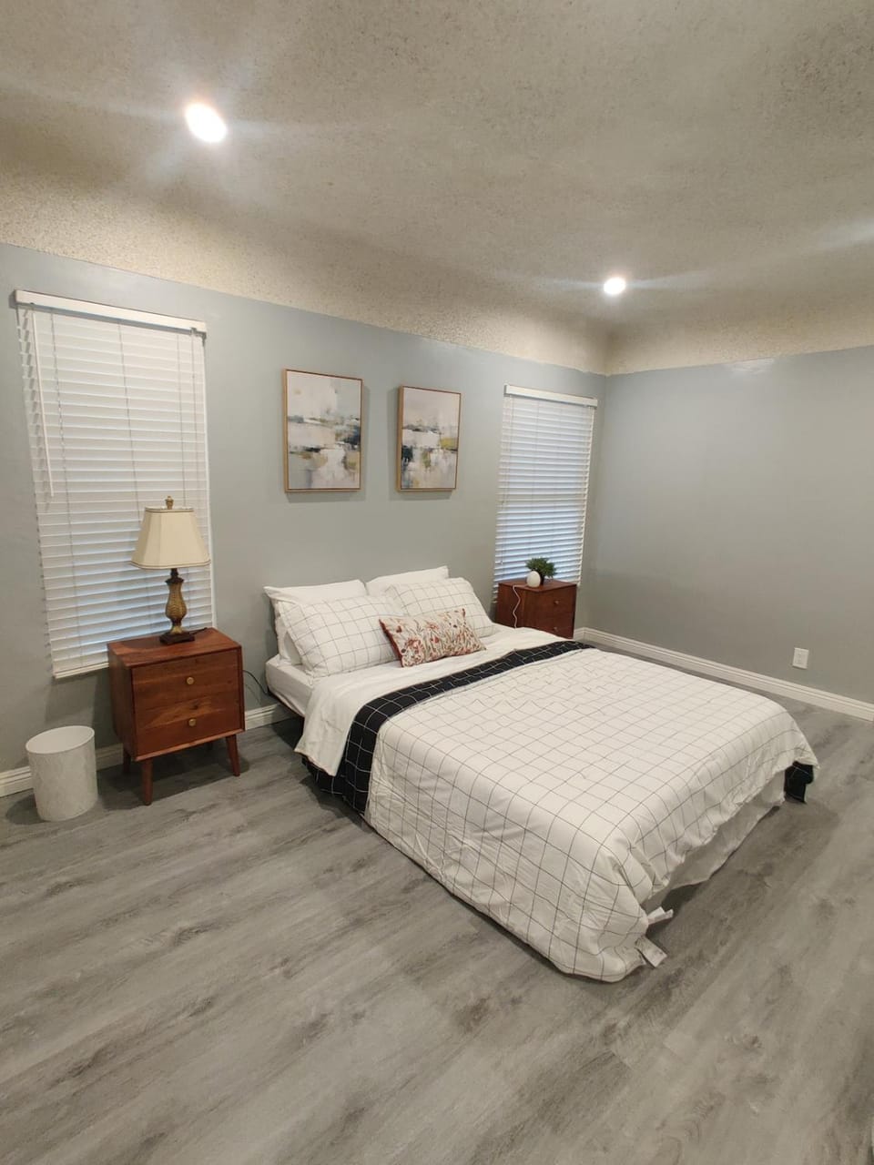 sofi intuit cozy home free parking queen beds Apartment in Inglewood