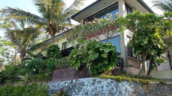 kalaki beach hotel Hotel in West Nusa Tenggara, Indonesia