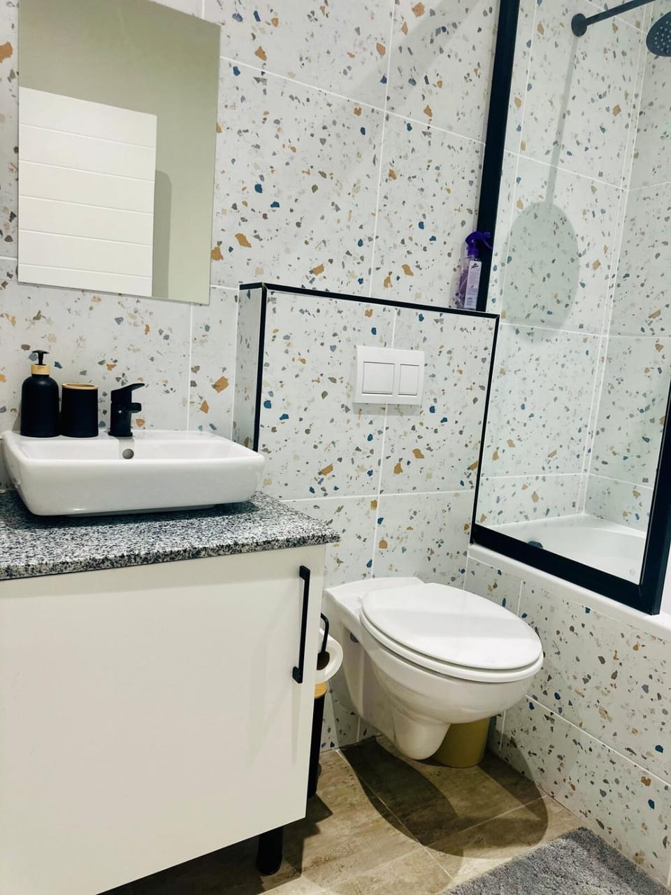 Executive Stay near airport & shops Apartment in Port Elizabeth