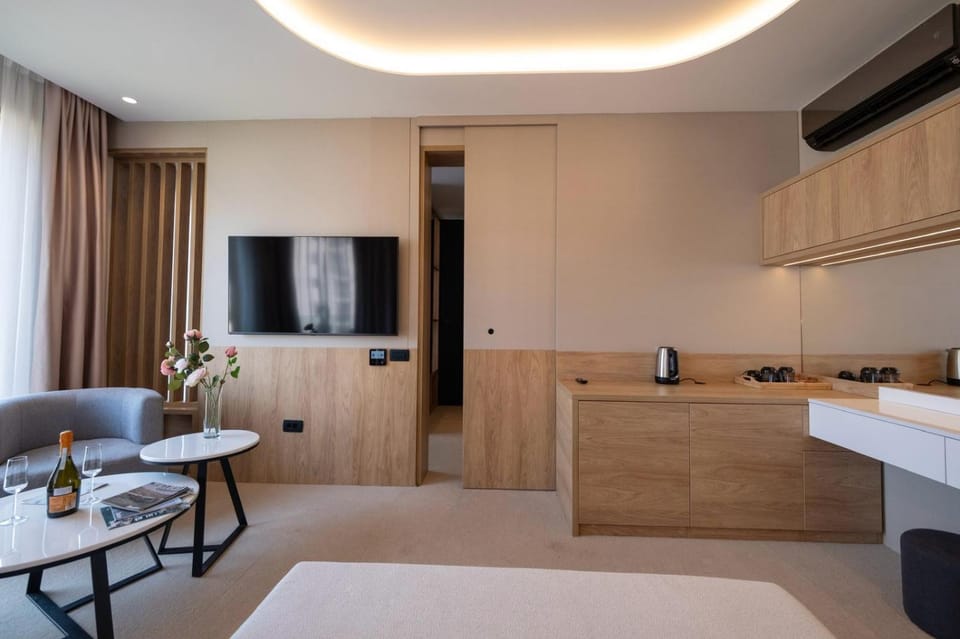 TV and multimedia, Living room, furniture
