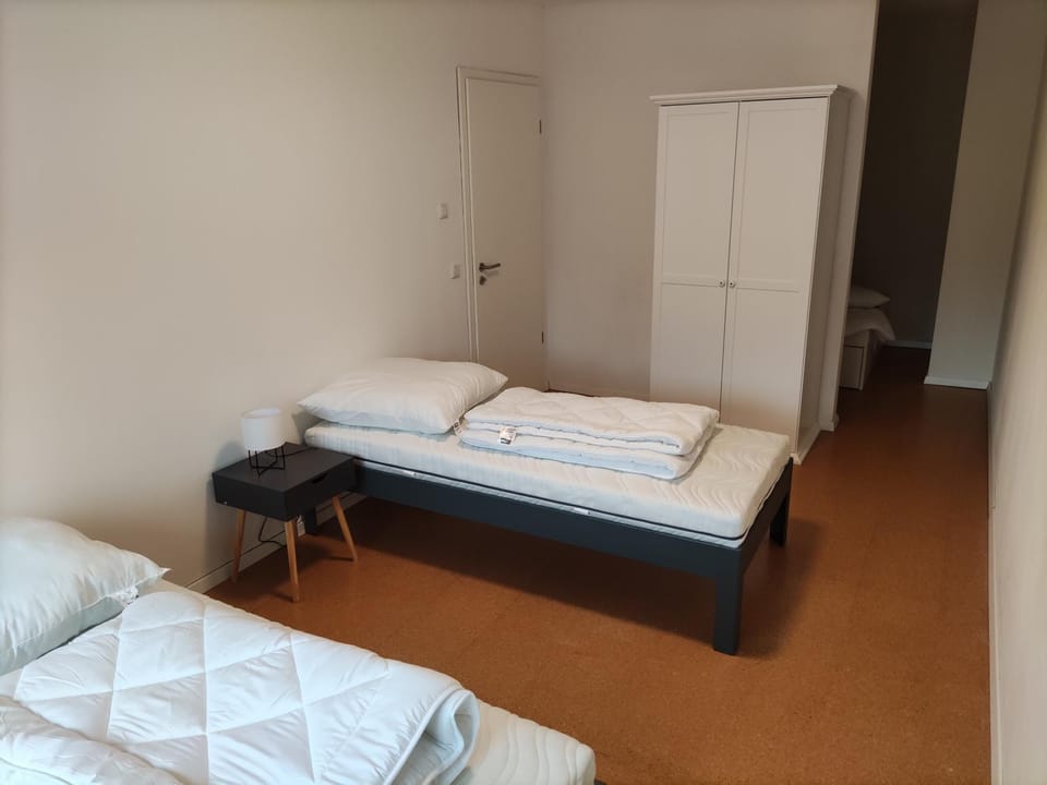 Bed, Bedroom, wardrobe