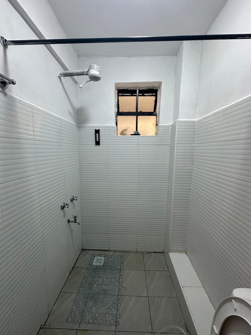 Pamoja stays - Modern studio near transit with balcony and workspace Apartment in Nairobi