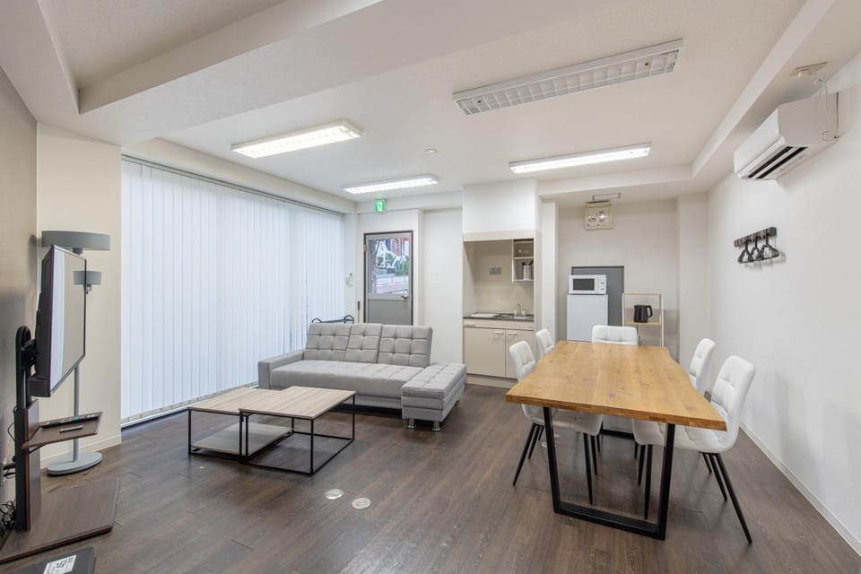 富久スクエア Apartment in Shibuya
