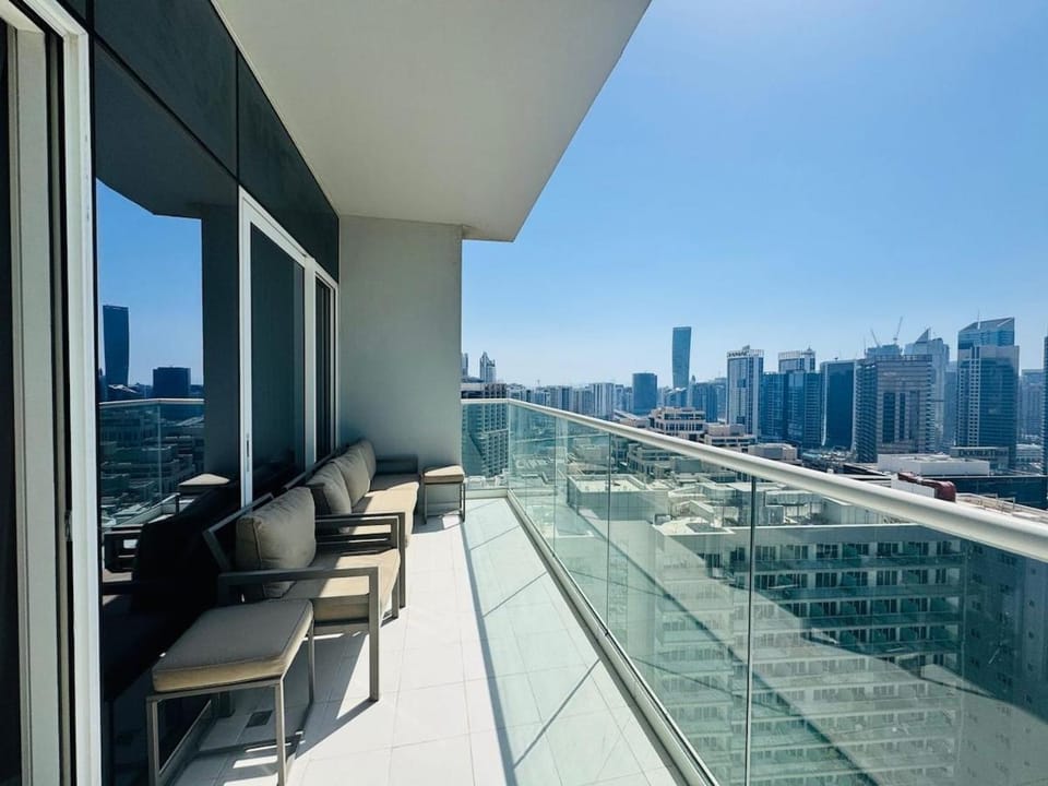 Burj Khalifa Skyline View Apartment in Dubai