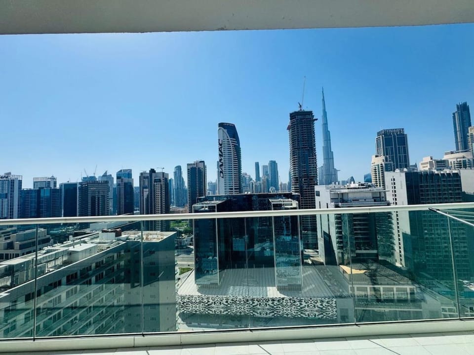 Burj Khalifa Skyline View Apartment in Dubai