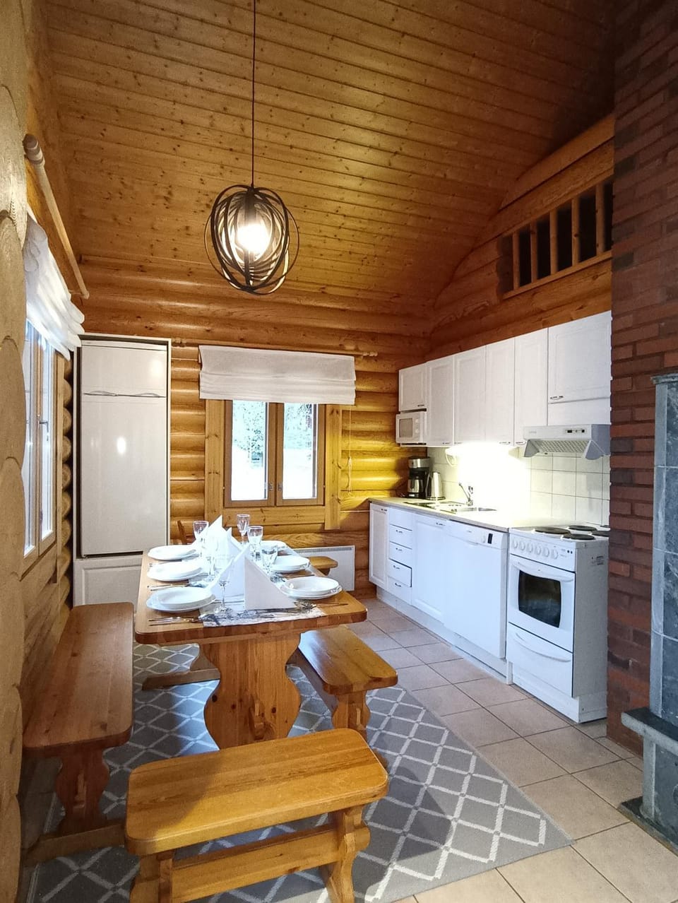 Kitchen or kitchenette, Dining area, dishwasher, oven, stove