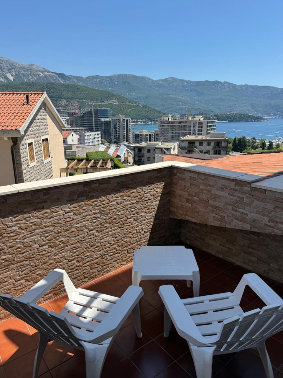 View (from property/room), Balcony/Terrace, Mountain view, Sea view