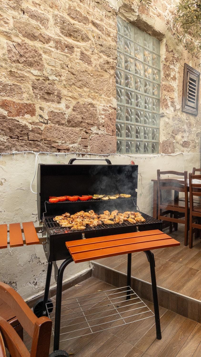 BBQ facilities, Garden, Food and drinks, Banquet/Function facilities