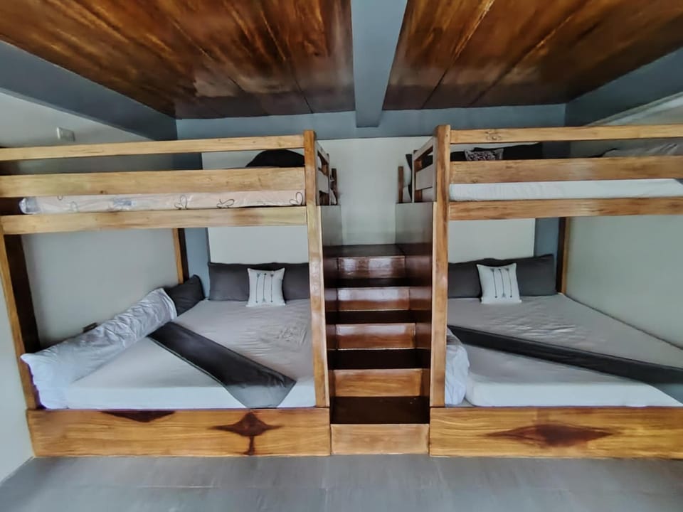 E - House VILLA Kristina Bed and Breakfast in Calabarzon