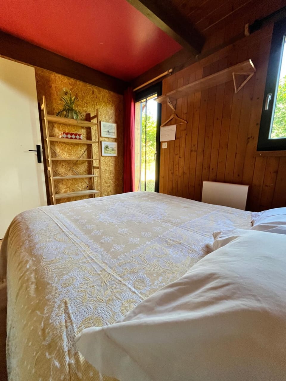 l'oreille du pelerin - colibri House in Auvergne-Rhône-Alpes