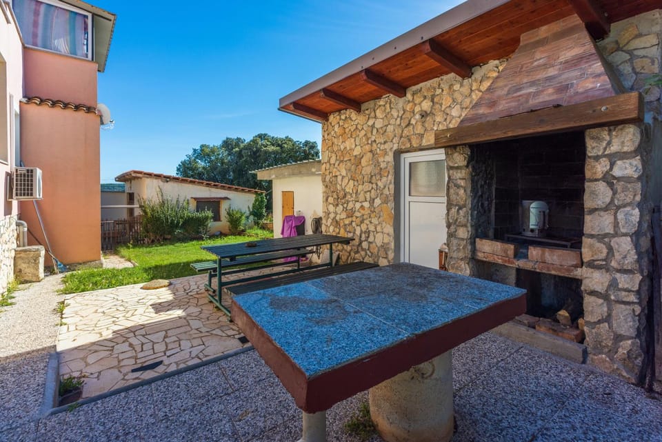 BBQ facilities, Balcony/Terrace