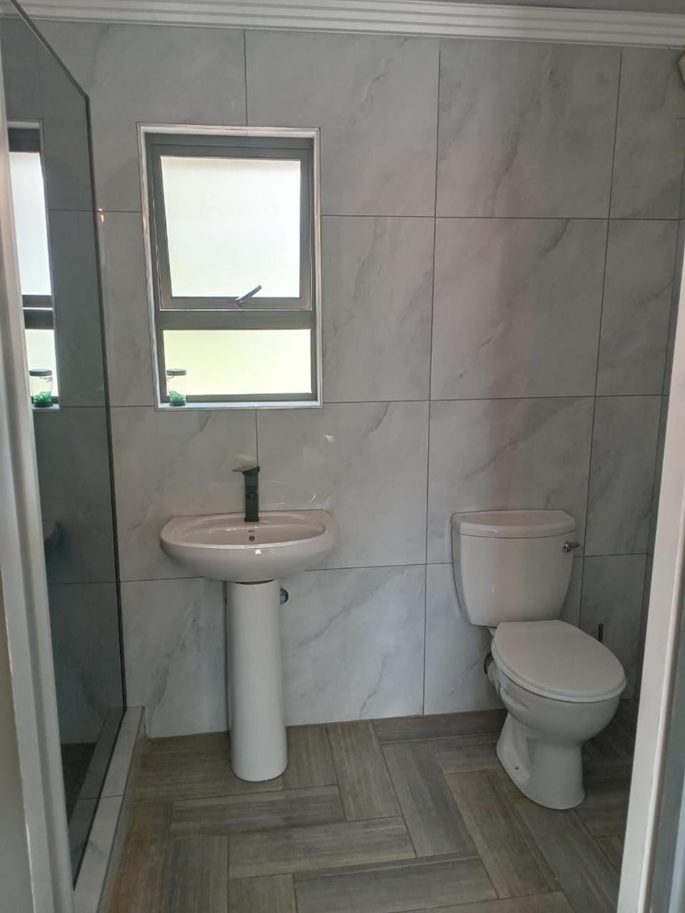 Crystal Park Guest House Bed and Breakfast in Gauteng