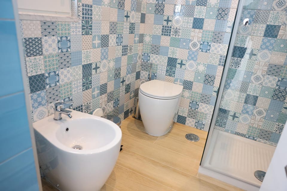 Shower, Toilet, Bathroom, bidet