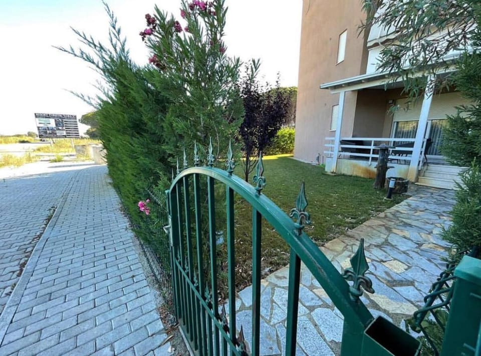 Property building, Garden