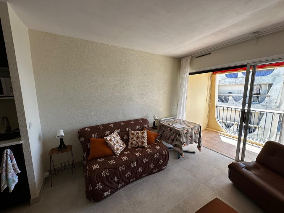 Coeur de ville, studio avec parking N73 Apartment in La Grande-Motte