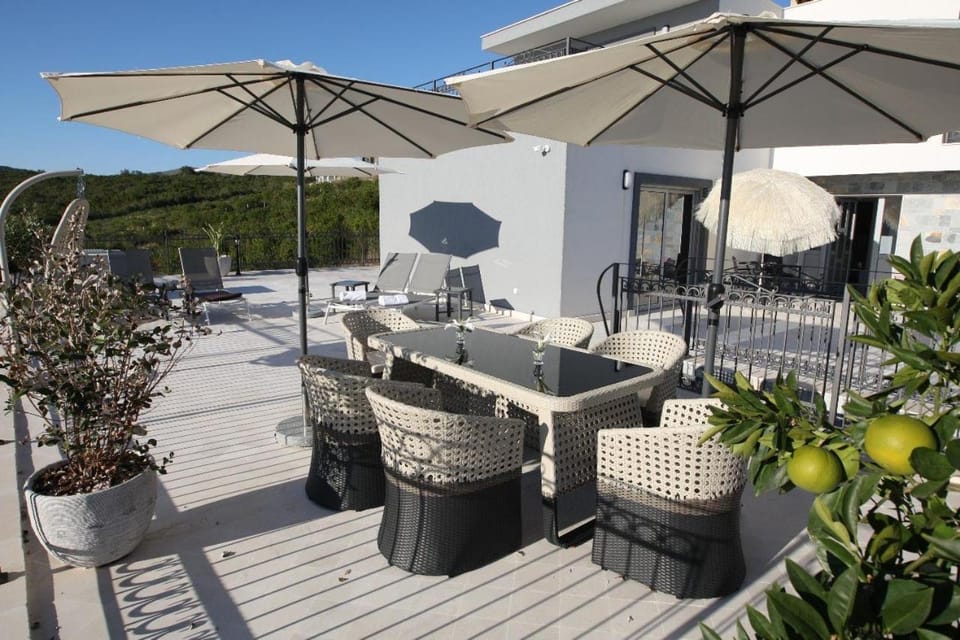 Garden Palace Villa in Kotor Municipality