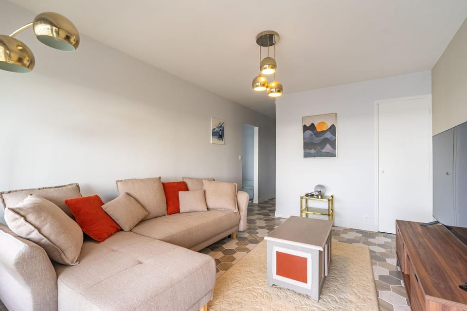 Property building, Living room