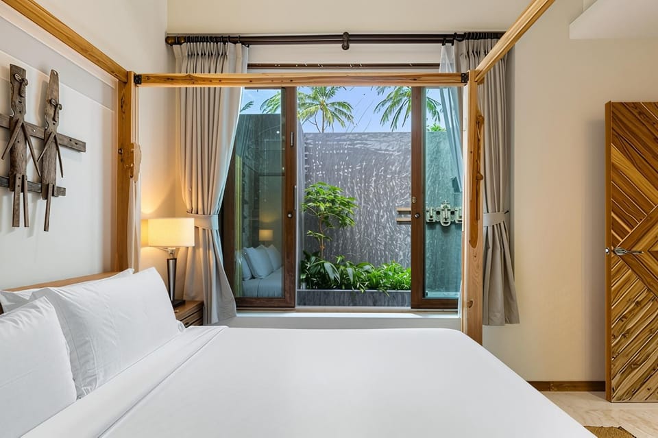 Bed, Garden, Photo of the whole room, Bedroom, Garden view