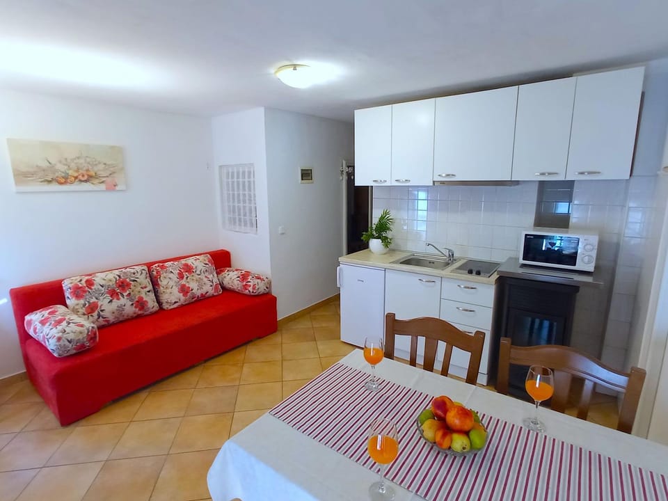 Old Town Vrsar, apartments Danica & Zoran Apartment in Istria County