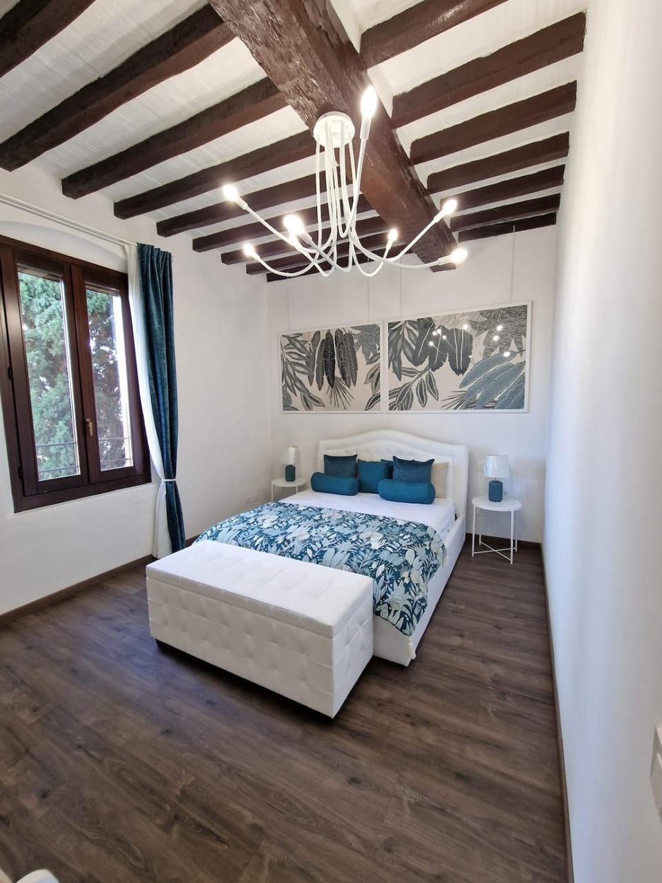 Cascina Robusta three-room apartment Box Private parking Apartment in Lombardy