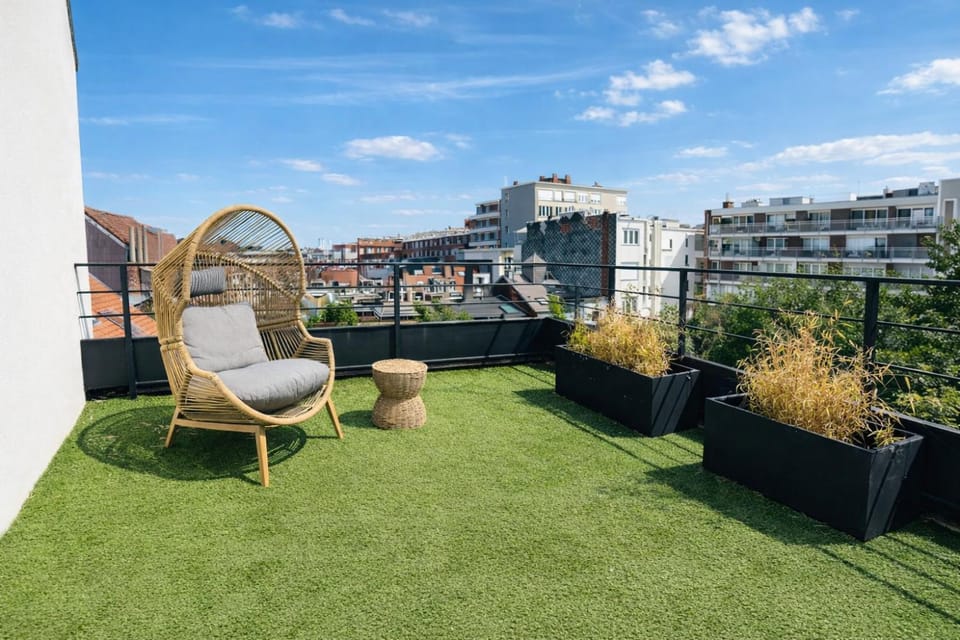 Stylish Penthouse in BXL with 2 Panoramic Terraces Apartment in Brussels