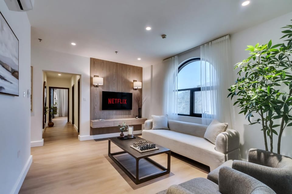 TV and multimedia, Living room, Photo of the whole room, Seating area