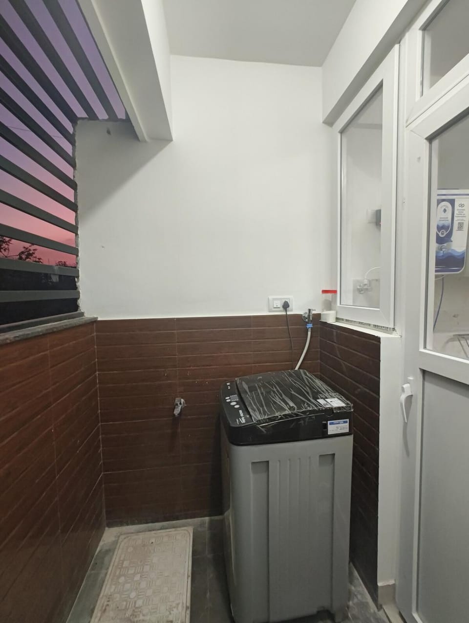 Balcony/Terrace, washing machine, dryer