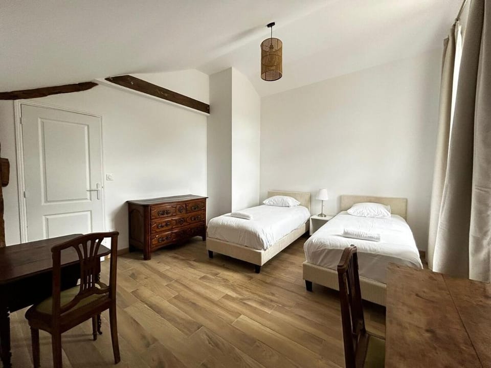 Les Ecuries, maison proche du CHU avec parking House in Limoges