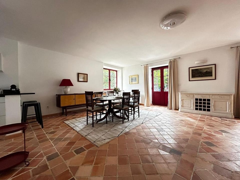 Les Ecuries, maison proche du CHU avec parking House in Limoges