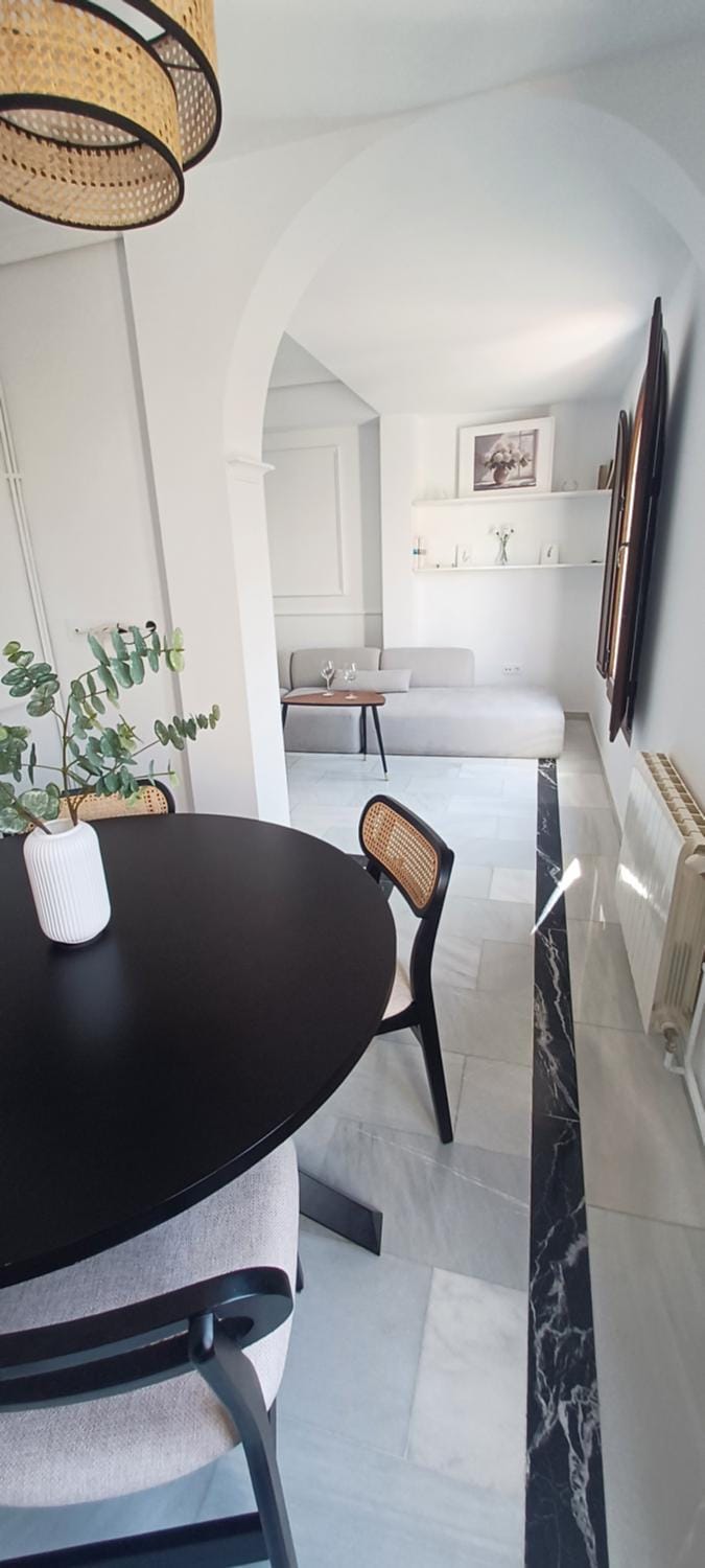 Communal lounge/ TV room, Dining area