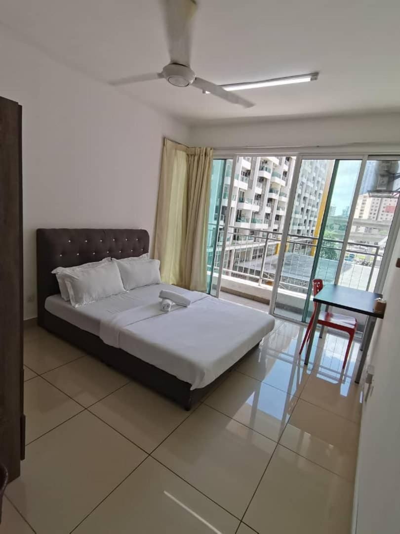 Pacific Place Ara Damansara By JRC Ideal Hostel in Petaling Jaya