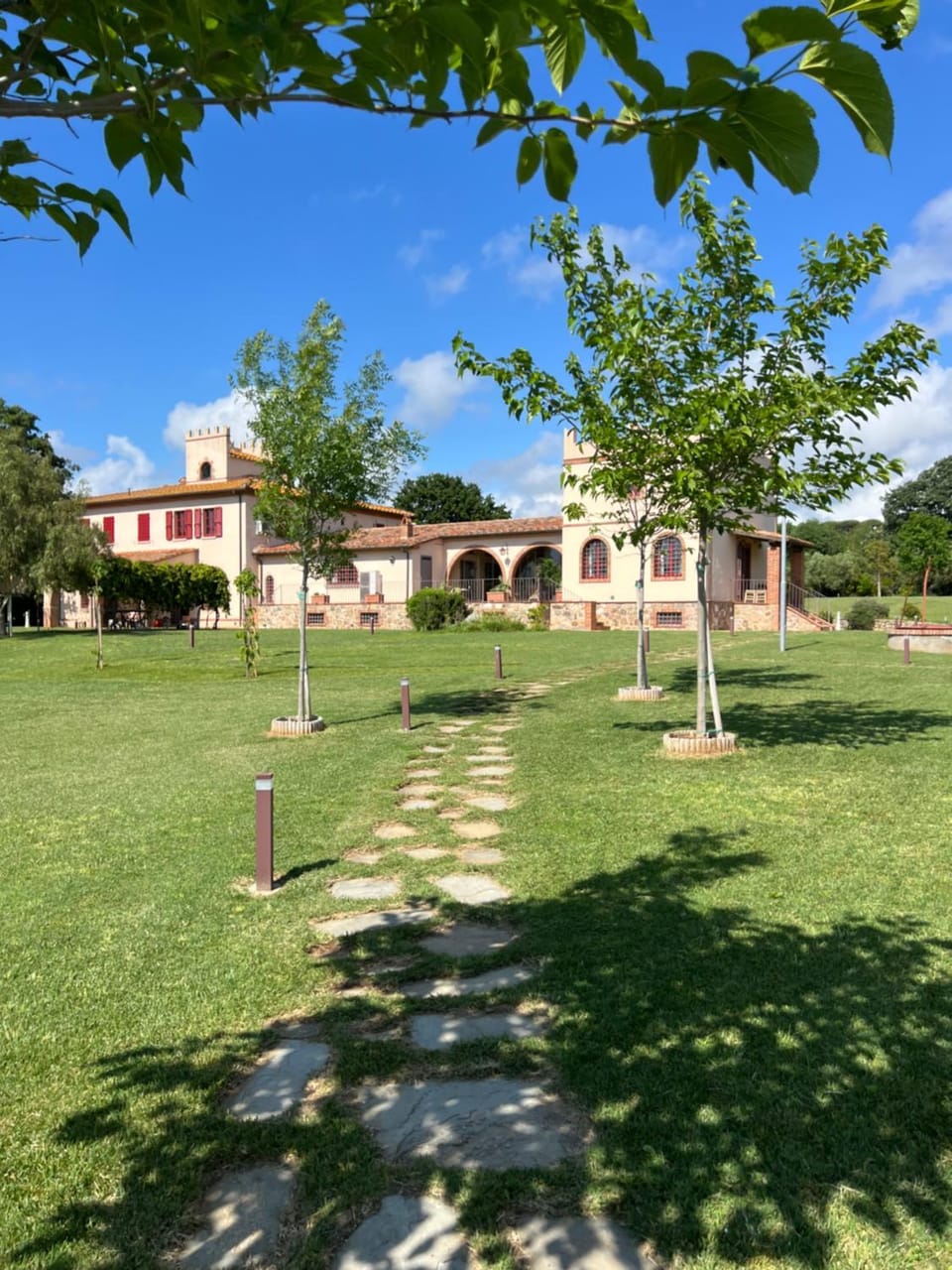 Property building, Natural landscape, Garden, Garden view