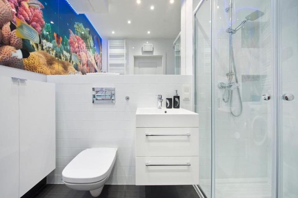 Shower, Bathroom