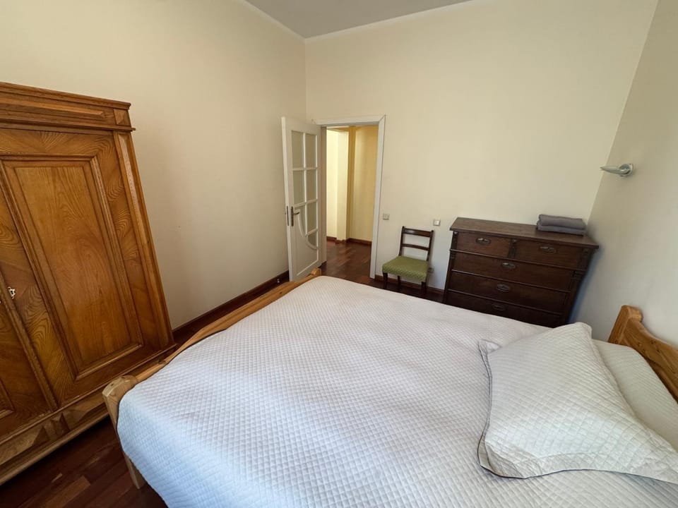 Quiet city centre three room apartment No 19 Apartment in Riga