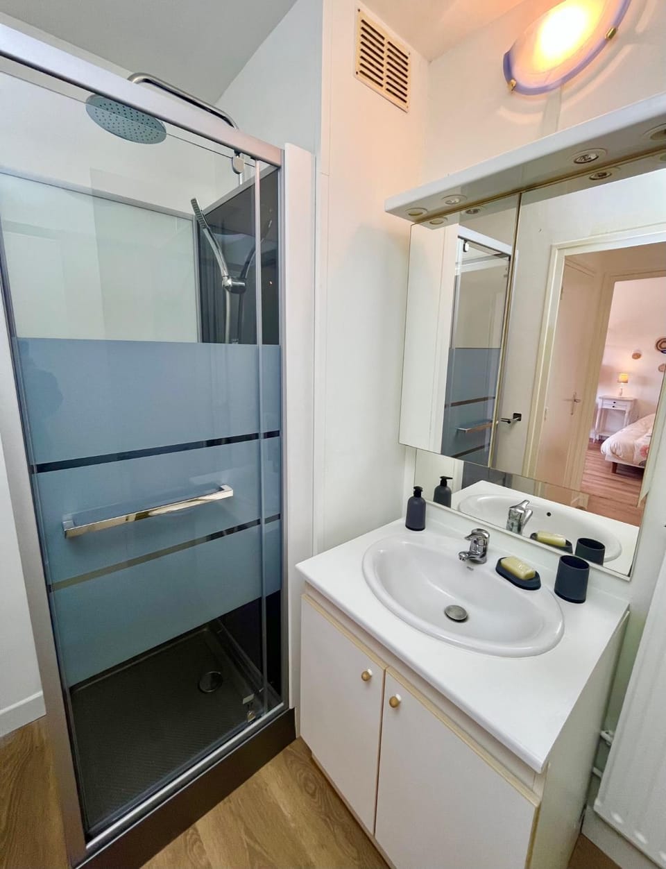 L'Hélios - T1 Bis - Bord de Sarthe Apartment in Le Mans