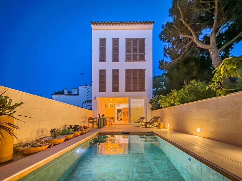 Patio, Off site, Pool view, Swimming pool, Swimming pool