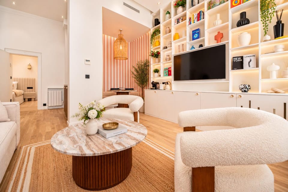 CIA - Chic Flat in Marais with AC Apartment in Paris