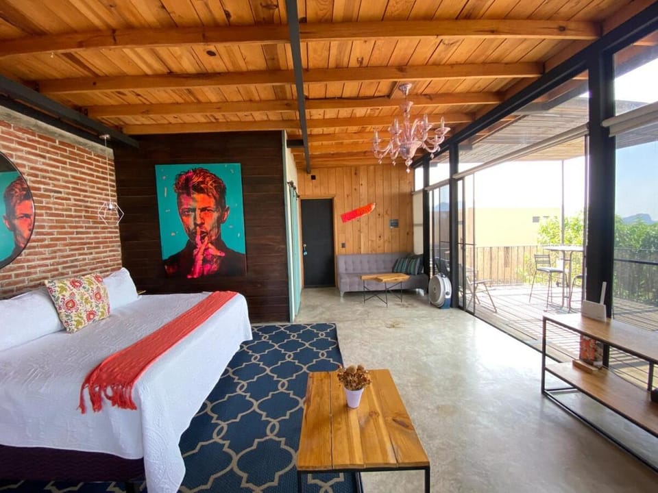 Bed, Living room, Photo of the whole room, Bedroom