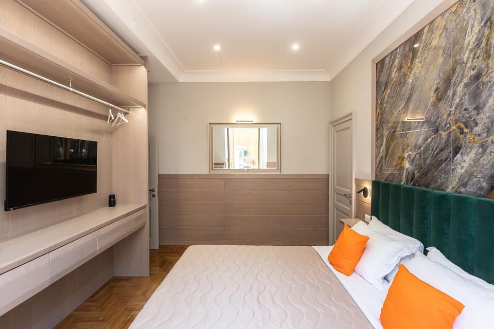 Iron Monti Coliseum Apartment in Rome