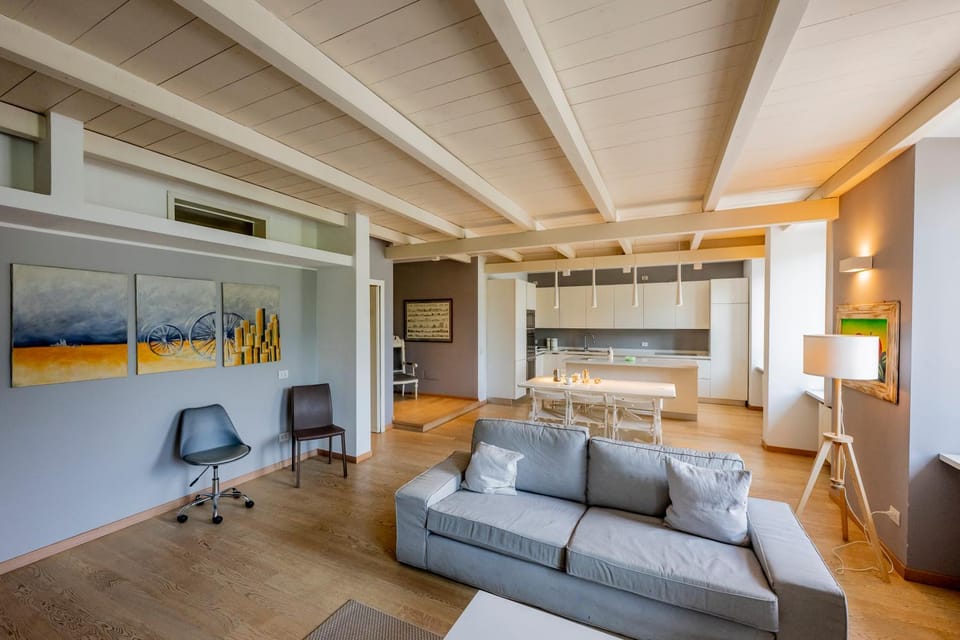 Overlooking The Lake Como Apartments Apartment in Province of Lecco