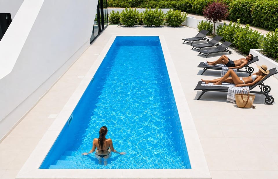 Property building, Swimming pool